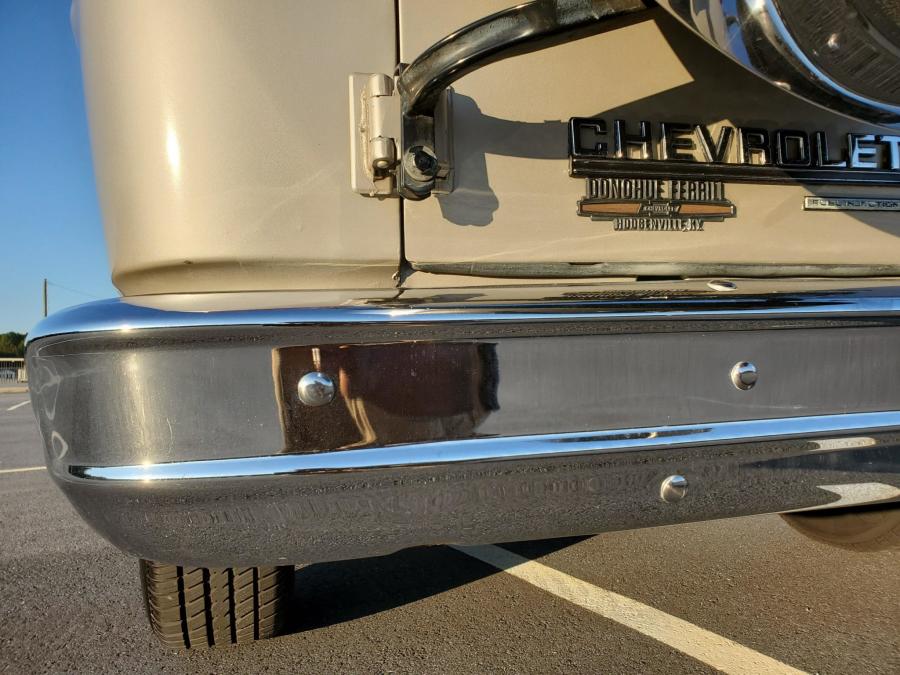 Детали экстерьера Chevrolet G20 Conversion Van  (CG21305) 1988 года  (фото 110 из 257)